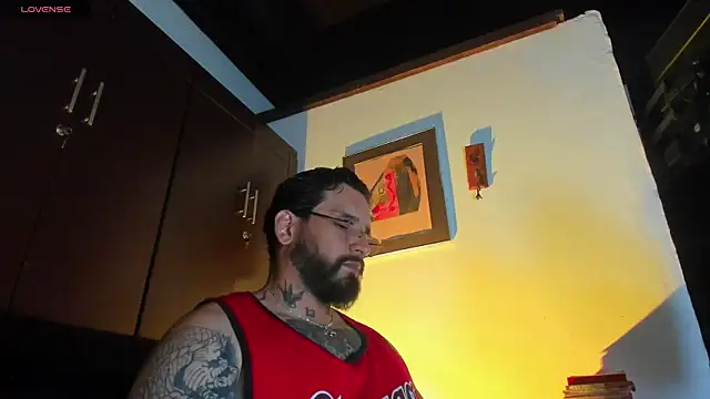 CamiloGray  online show from 04/21/26, 02:56