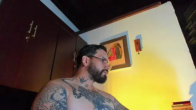 CamiloGray  online show from 05/27/26, 02:14