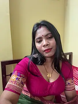 Snapshot of wow-wow-sexy chatting on 11/25/25, 05:46 wow-wow-sexy online show from 11/25/25, 05:46