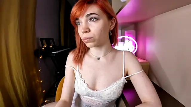 Snapshot of olivka-flower chatting on 11/08/25, 07:56 olivka-flower online show from 11/08/25, 07:56