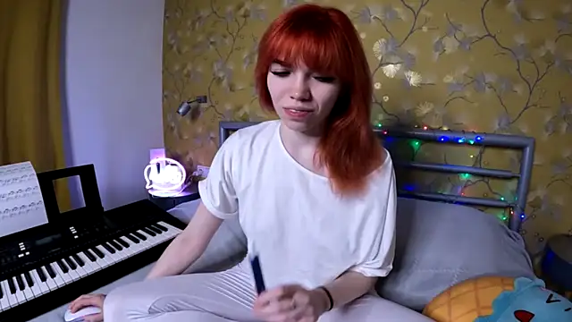 Snapshot of olivka-flower chatting on 11/25/25, 07:14 olivka-flower online show from 11/25/25, 07:14