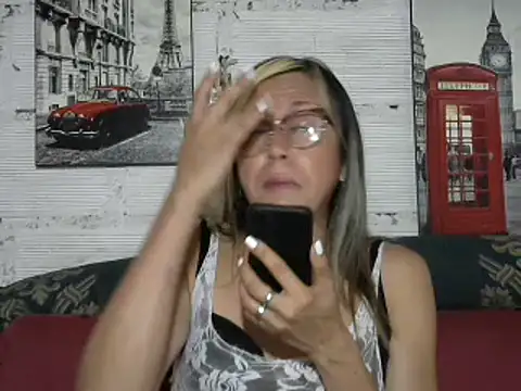 divahot08 online show from 01/09/25, 01:56