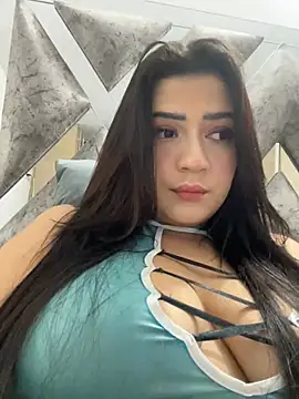 Snapshot of cutesarah_ chatting on 01/20/25, 01:50 cutesarah online show from 01/20/25, 01:50