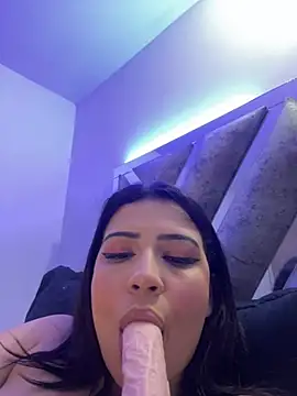 cutesarah  online show from 02/16/25, 12:52