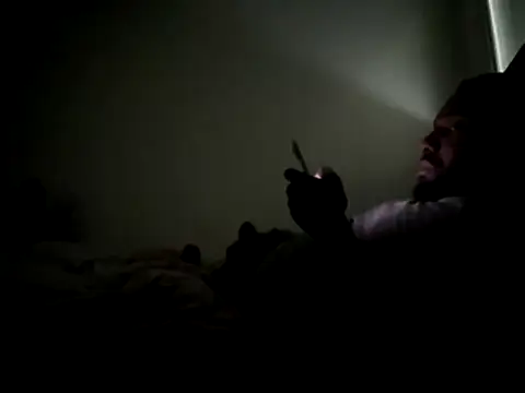 Snapshot of waakenda chatting on 10/14/25, 01:23 waakenda online show from 10/14/25, 01:23