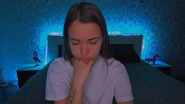 Snapshot of AlexaBarkley chatting on 12/02/24, 03:26 AlexaBarkley online show from 12/02/24, 03:26