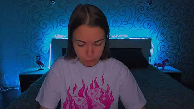 Snapshot of AlexaBarkley chatting on 12/03/24, 03:20 AlexaBarkley online show from 12/03/24, 03:20