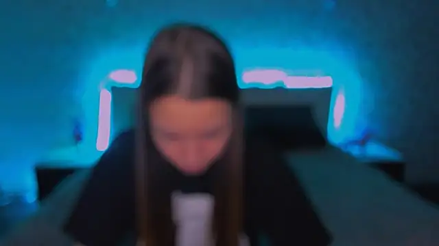 Snapshot of AlexaBarkley chatting on 12/04/24, 03:15 AlexaBarkley online show from 12/04/24, 03:15