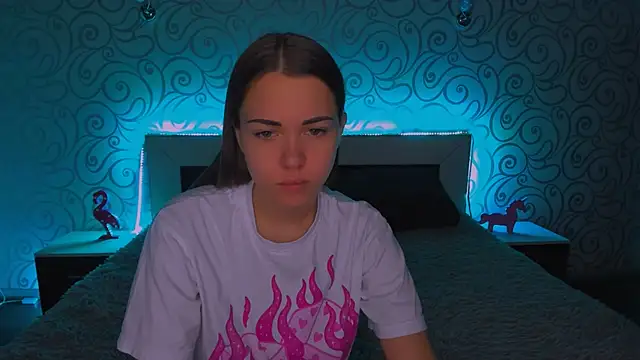 Snapshot of AlexaBarkley chatting on 12/06/24, 03:19 AlexaBarkley online show from 12/06/24, 03:19