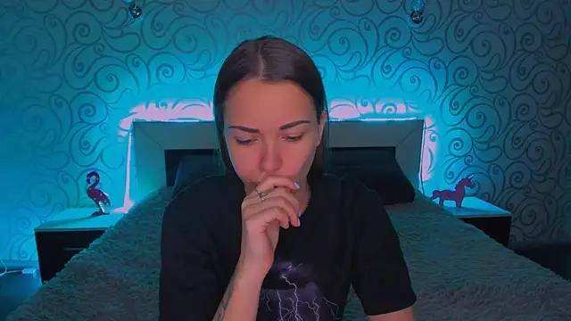 Snapshot of AlexaBarkley chatting on 12/10/24, 06:22 AlexaBarkley online show from 12/10/24, 06:22