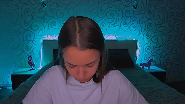 Snapshot of AlexaBarkley chatting on 12/16/24, 03:19 AlexaBarkley online show from 12/16/24, 03:19