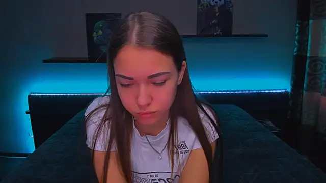 Snapshot of AlexaBarkley chatting on 12/24/24, 03:05 AlexaBarkley online show from 12/24/24, 03:05