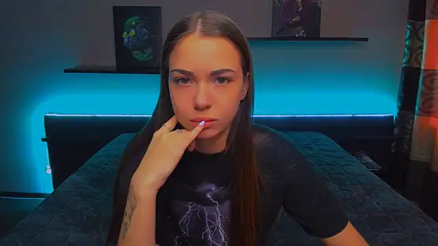 Snapshot of AlexaBarkley chatting on 12/25/24, 03:08 AlexaBarkley online show from 12/25/24, 03:08