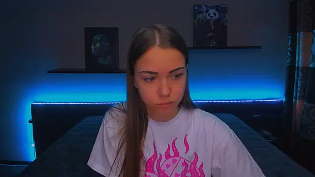 Snapshot of AlexaBarkley chatting on 01/13/25, 03:45 AlexaBarkley online show from 01/13/25, 03:45