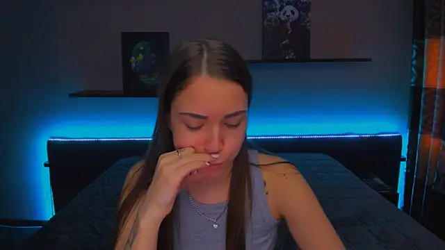 Snapshot of AlexaBarkley chatting on 02/17/25, 06:31 AlexaBarkley online show from 02/17/25, 06:31