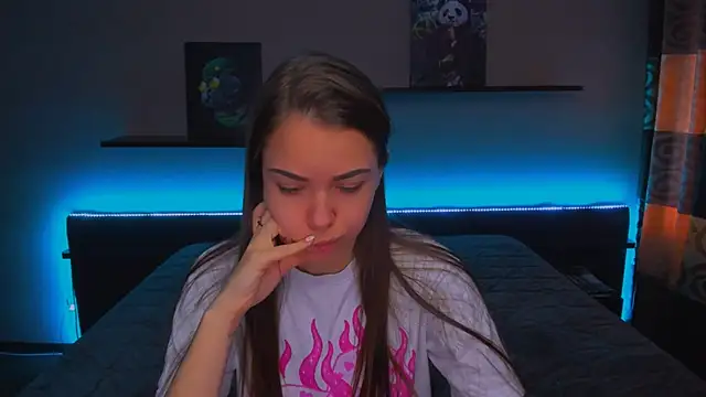 Snapshot of AlexaBarkley chatting on 02/24/25, 03:12 AlexaBarkley online show from 02/24/25, 03:12