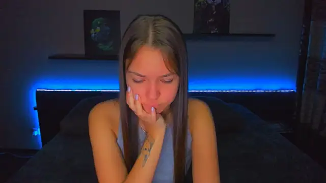 AlexaBarkley online show from 12/19/25, 12:17