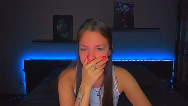 Snapshot of AlexaBarkley chatting on 01/07/26, 12:24 AlexaBarkley online show from 01/07/26, 12:24