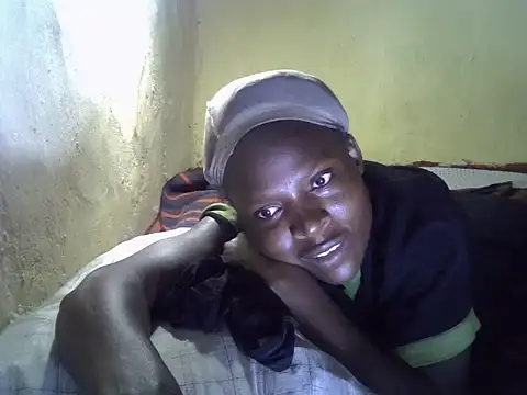 cute-shamza online show from 11/08/25, 01:39