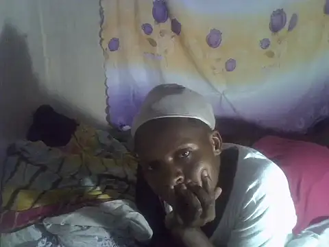 Snapshot of cute-shamza chatting on 06/12/26, 06:29 cute-shamza online show from 06/12/26, 06:29