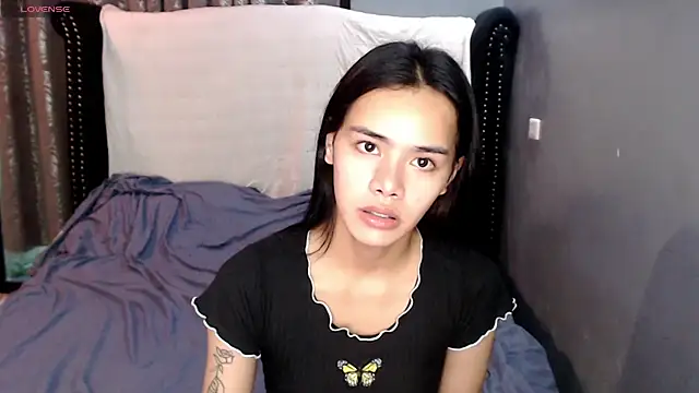 shecutie69 online show from 10/14/25, 09:48