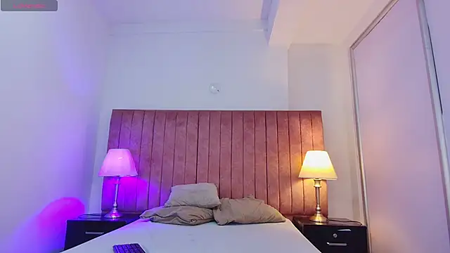 Snapshot of Gretten_wright chatting on 09/15/25, 07:47 Gretten wright online show from 09/15/25, 07:47