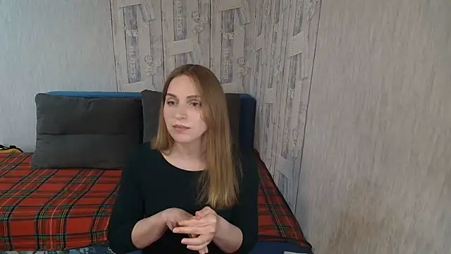 Pilly green  online show from 04/11/26, 07:45