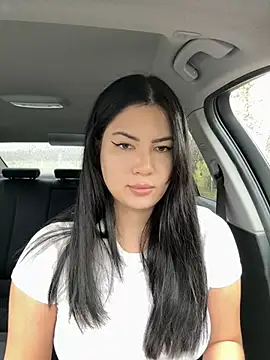 clairewntr online show from 12/10/24, 11:54