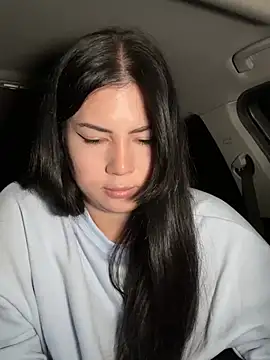 clairewntr online show from 12/17/24, 04:32