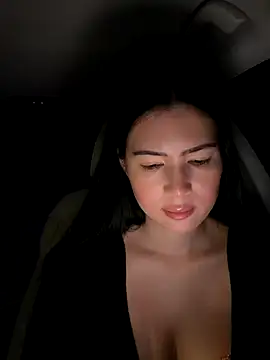 clairewntr online show from 11/30/25, 09:41