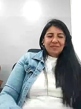 aisha latina online show from 12/09/24, 06:03