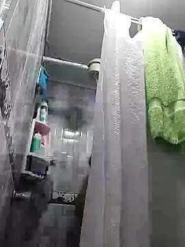 aisha latina online show from 02/06/25, 11:04