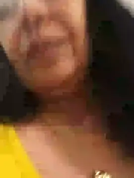 aisha latina online show from 02/19/25, 09:25