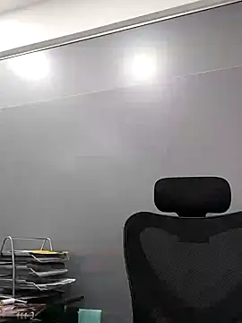 aisha latina online show from 02/25/25, 07:25