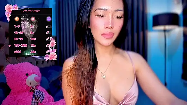 Snapshot of Jasmine_Elcock chatting on 02/09/26, 04:44 Jasmine Elcock online show from 02/09/26, 04:44