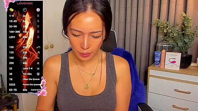 Jasmine Elcock online show from 07/10/26, 12:04