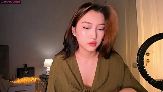 Snapshot of jin__ray chatting on 03/05/25, 01:28 jin ray online show from 03/05/25, 01:28