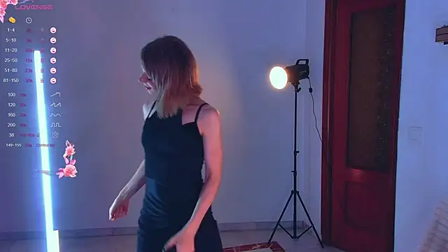 Snapshot of Arielle__03 chatting on 10/03/25, 03:14 Arielle 03 online show from 10/03/25, 03:14