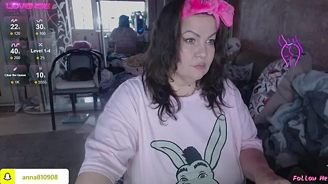 femme fatale1 online show from 12/16/25, 12:32