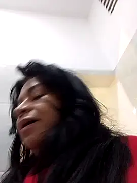 Snapshot of karlablue_ chatting on 03/08/25, 12:11 karlablue online show from 03/08/25, 12:11