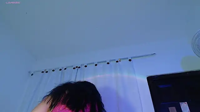 Snapshot of karlablue_ chatting on 09/23/25, 02:36 karlablue online show from 09/23/25, 02:36