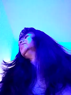 Snapshot of karlablue_ chatting on 10/26/25, 06:47 karlablue online show from 10/26/25, 06:47