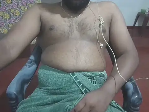 Snapshot of rmshm chatting on 10/18/25, 04:19 rmshm online show from 10/18/25, 04:19