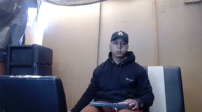 Black hot266 online show from 12/14/24, 01:38