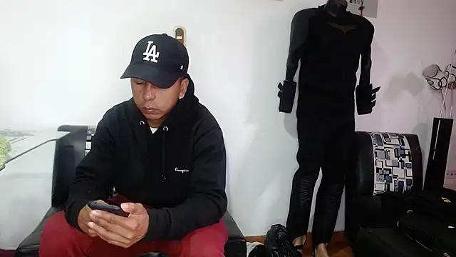 Black hot266 online show from 12/15/25, 02:32