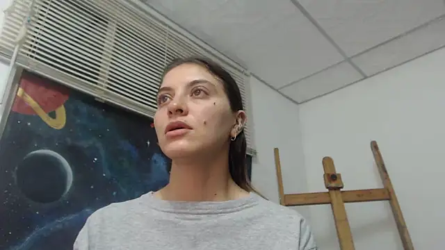 Snapshot of mariecam420 chatting on 06/15/26, 10:39 mariecam420 online show from 06/15/26, 10:39