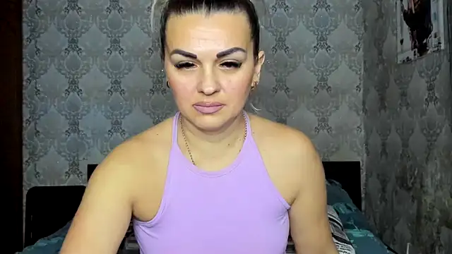 NicoletMoore online show from 01/09/26, 08:32