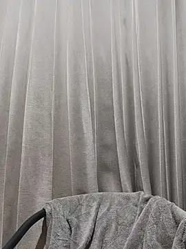 Snapshot of Little_suzy5 chatting on 03/13/25, 03:06 Little suzy5 online show from 03/13/25, 03:06