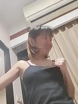 Snapshot of Little_suzy5 chatting on 03/22/25, 07:53 Little suzy5 online show from 03/22/25, 07:53