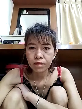 Little suzy5 online show from 05/17/26, 08:05